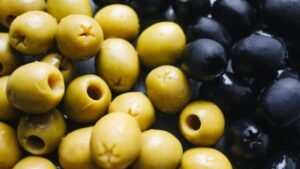 10 Health Benefits of Olives for Men